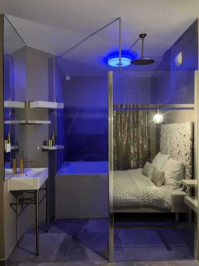 Love Room Mille Et Une Nuits Нарбон Екстериор снимка